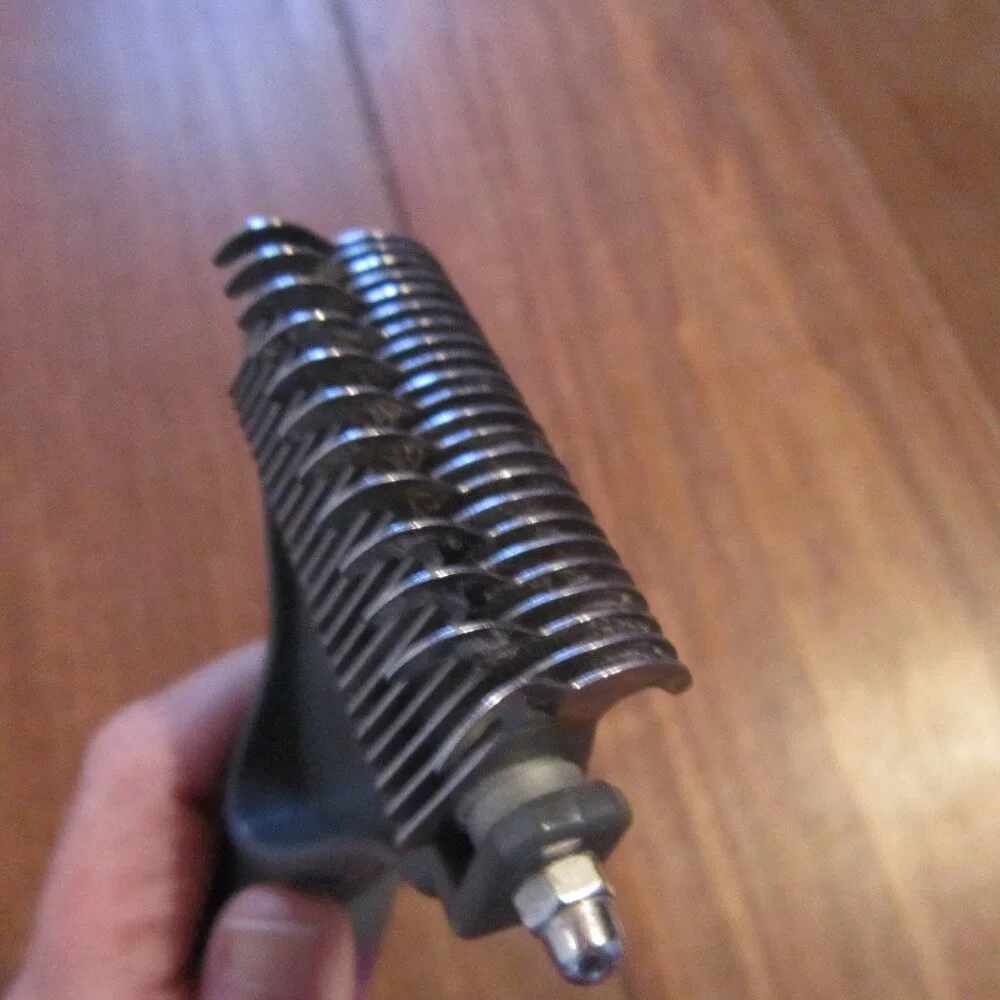 Hertzko Cat Dematting Tool Double Sided Dog and Cat Dematting Comb